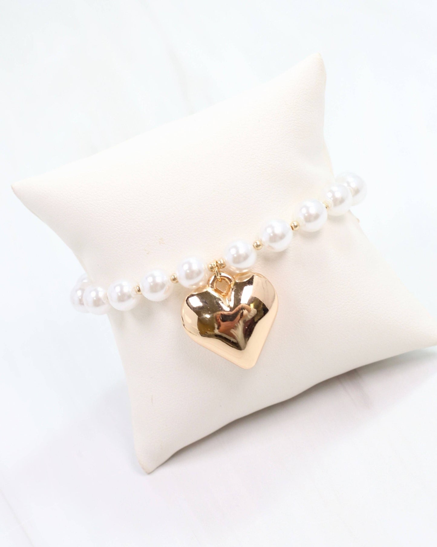 Copeland Heart Charm Bracelet Gold