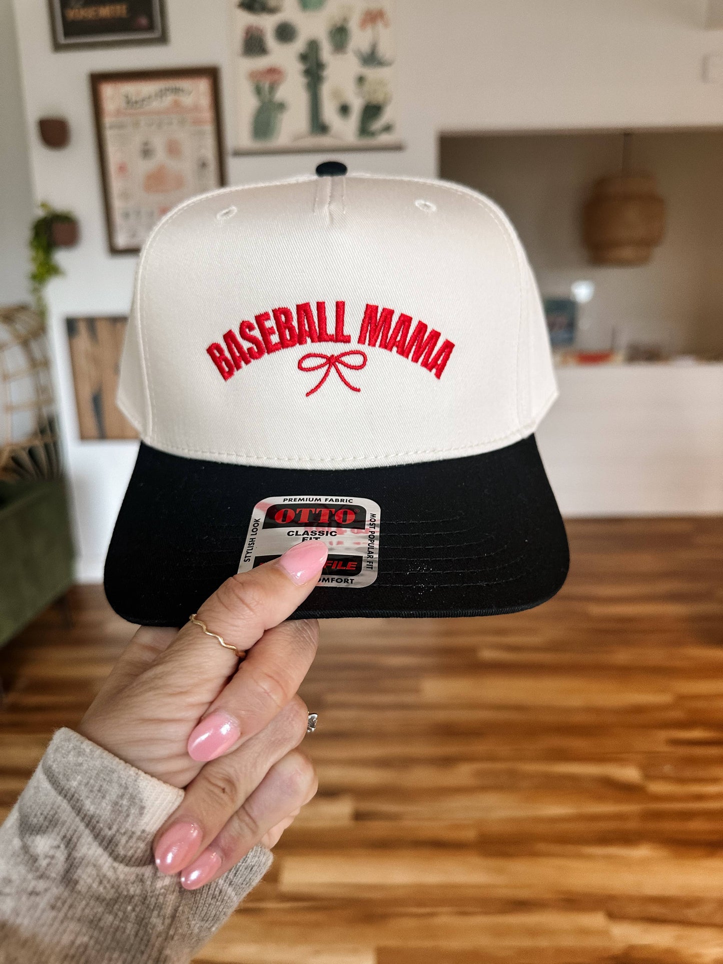 Baseball Mama Bow Sports Embroidered Baseball Cap: Navy/Natural / Navy