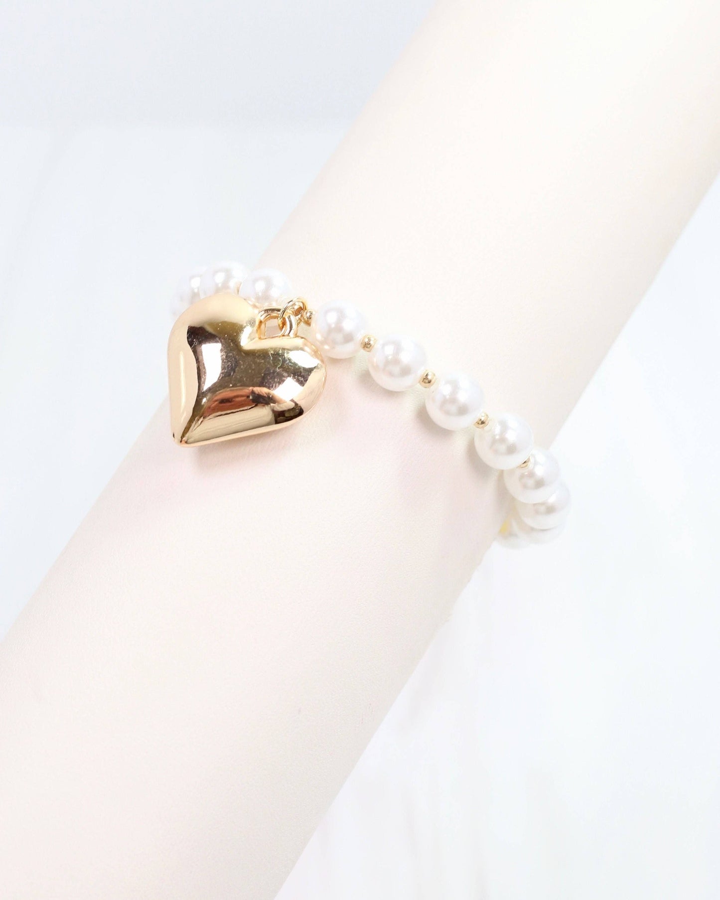 Copeland Heart Charm Bracelet Gold