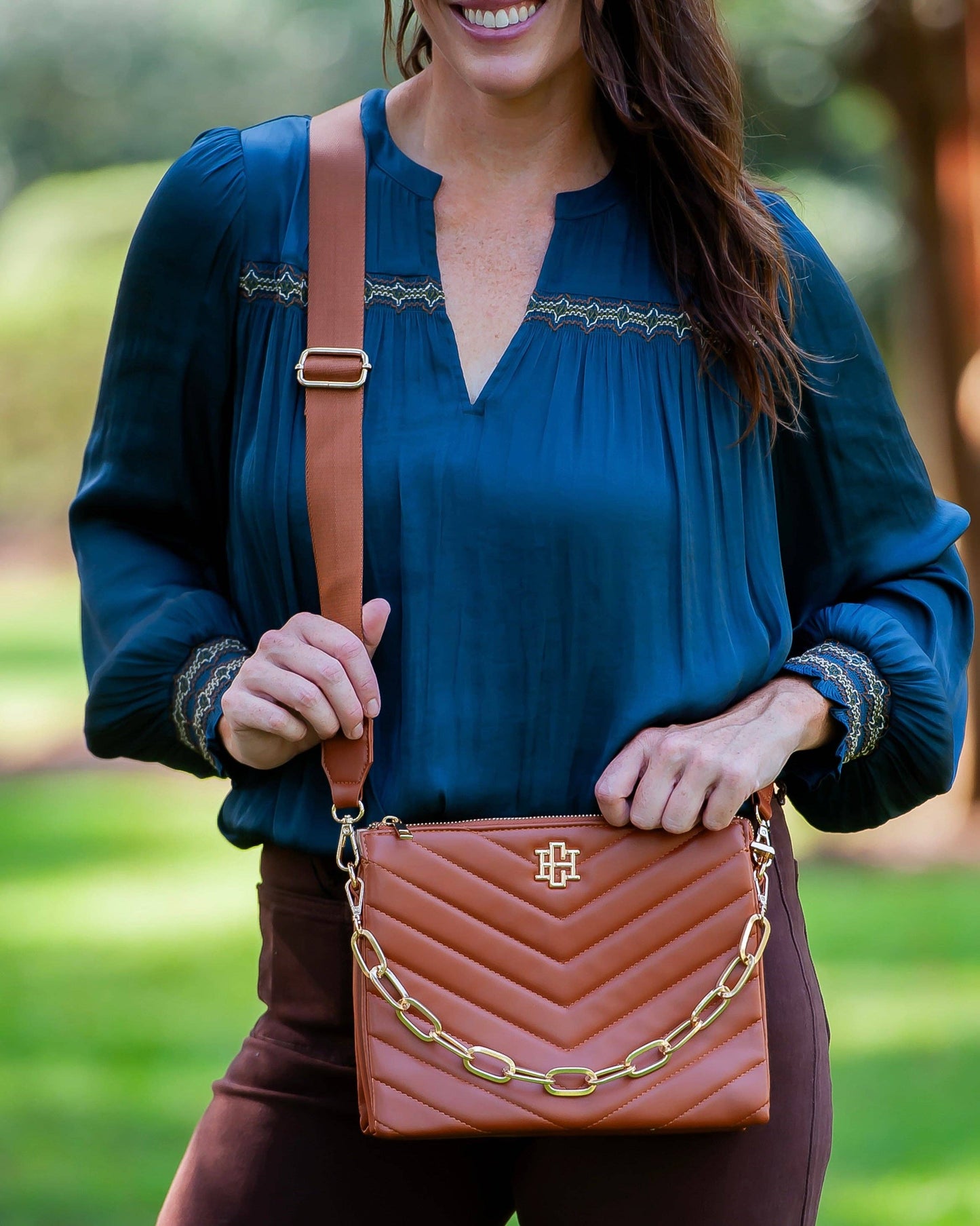 Ariana Crossbody Saddle VQ