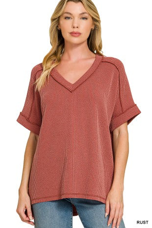 Raised Rib Short Sleeve Hi-Low V-Neck Top