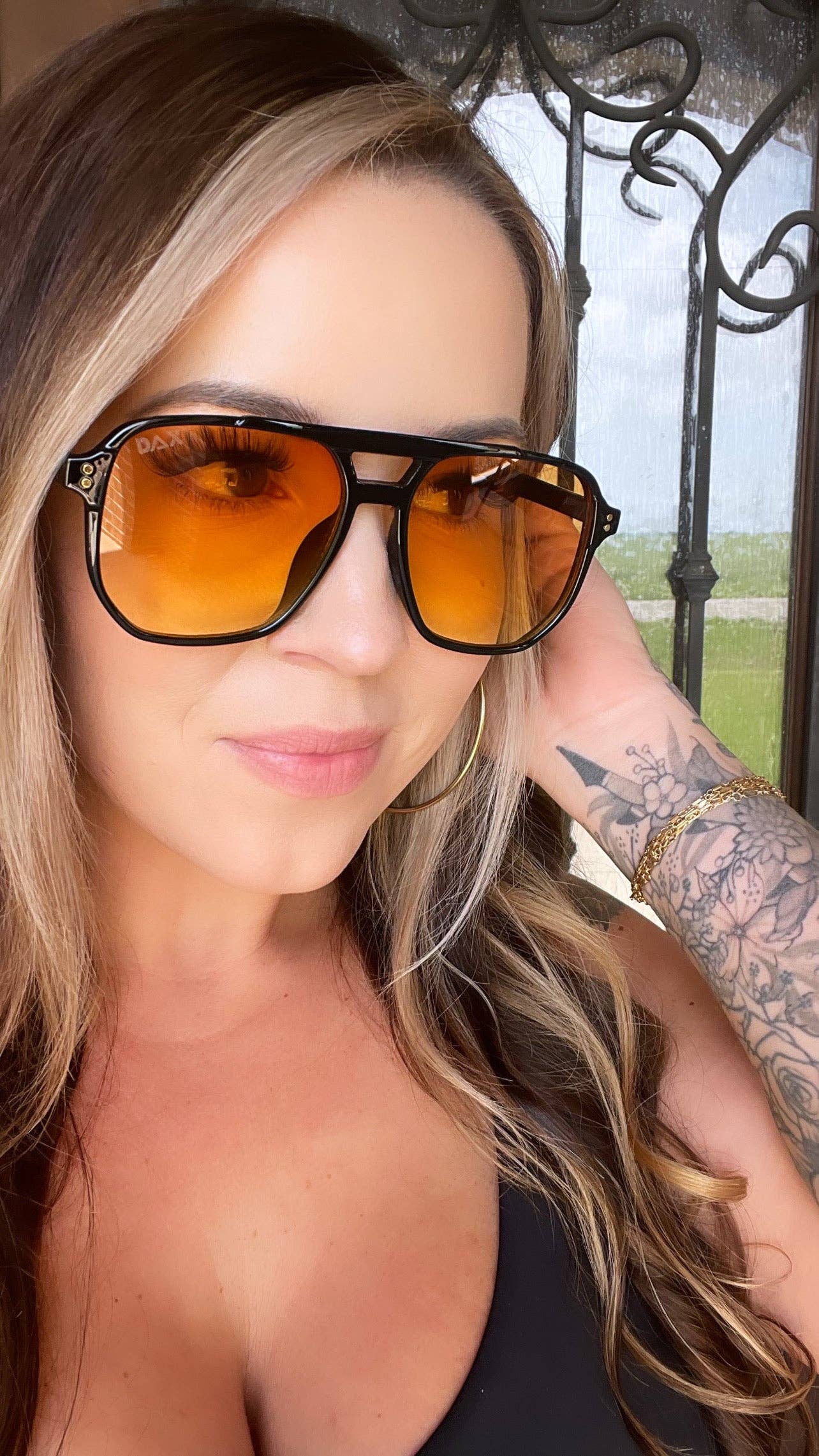 Skye - Unisex Oversized Aviator : Pink