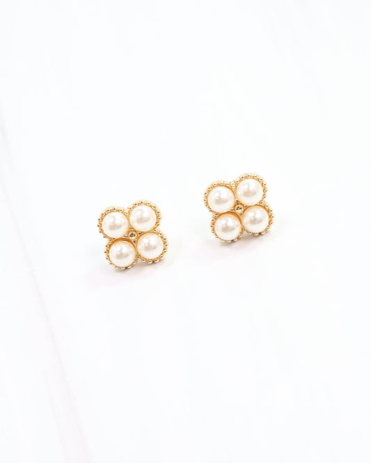 Larson Pearl Stud Gold