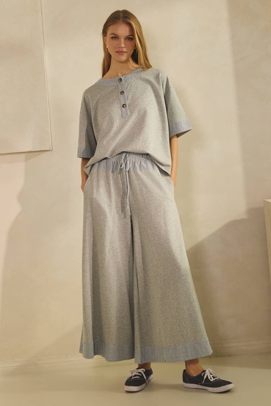 Contrast-trim Henley Top And Pants Set