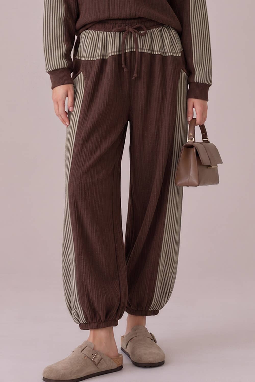 Contrast Striped Panel Drawstring jogger pants: CHARCOAL