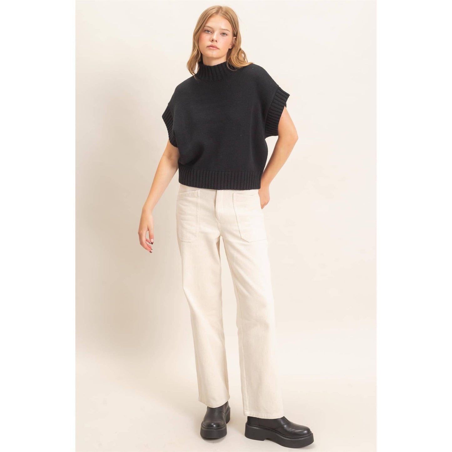 Ribbed Mock Neck Sweater Vest: BLACK