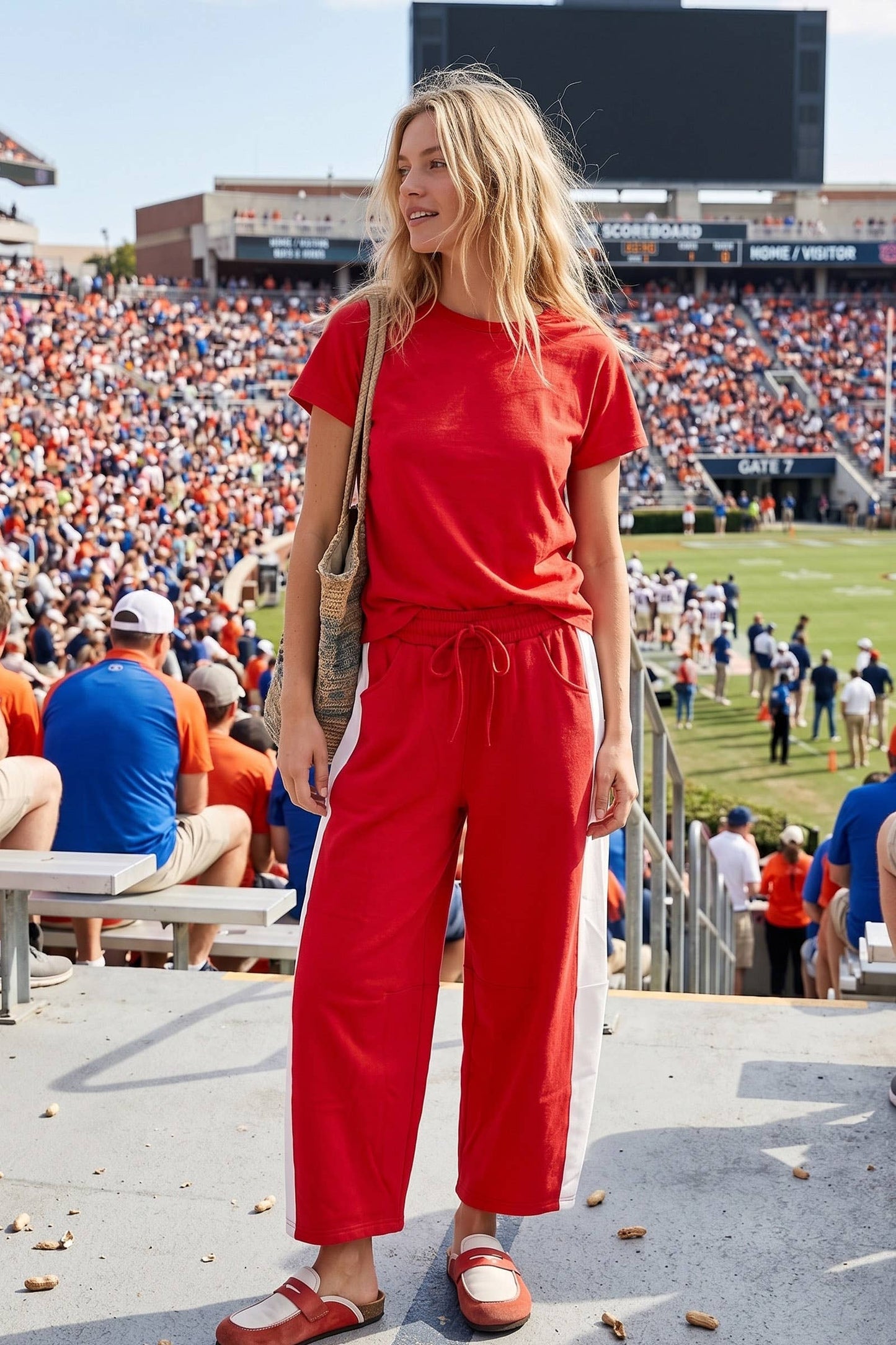 Scuba Side Panel Gameday Relaxed Pants: RED/BLACK