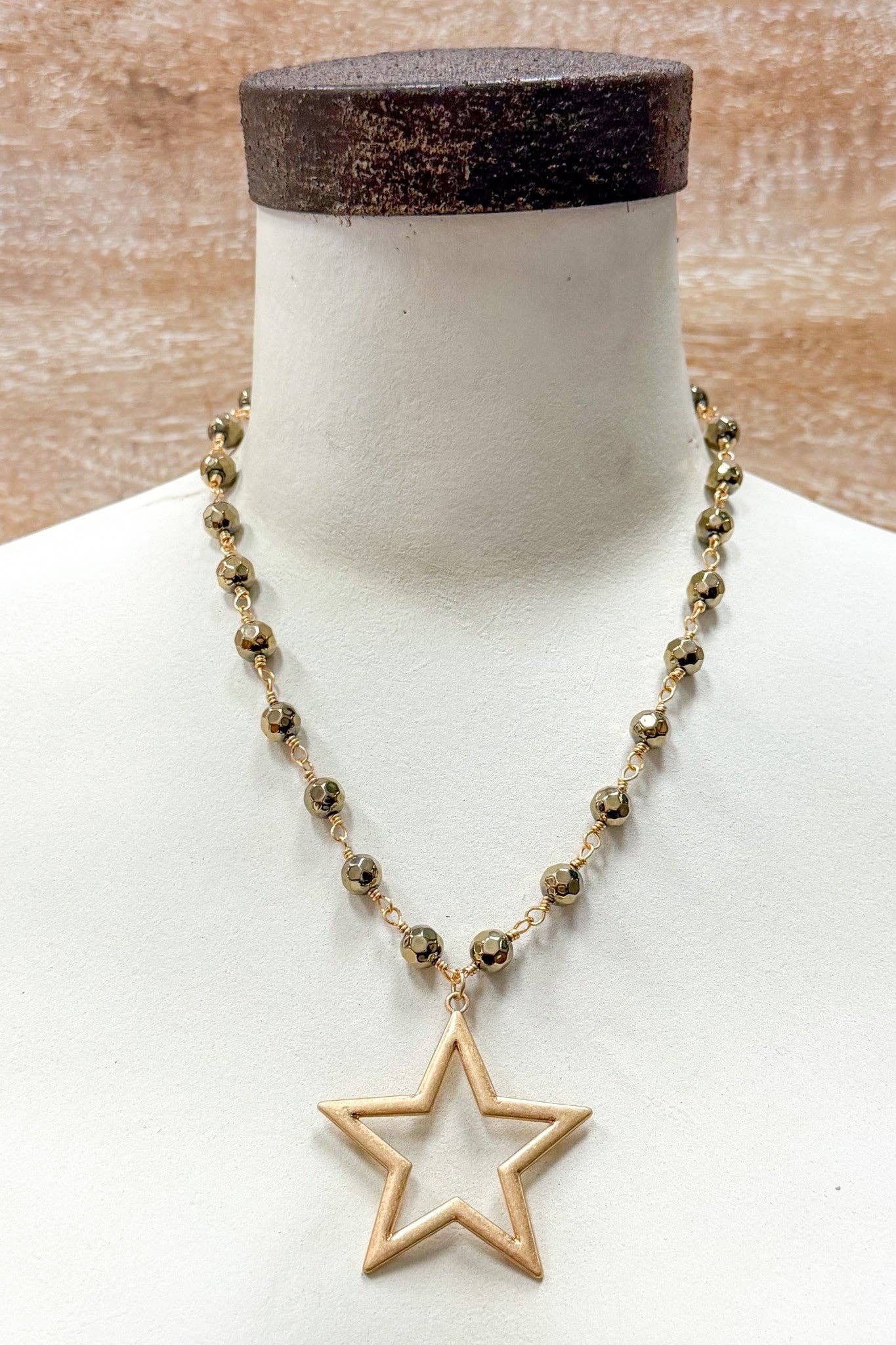Talus Gold Necklaces: Gold Earth