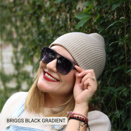 Briggs - Women's Polarized Small/ Medium Aviator : Black Gradient