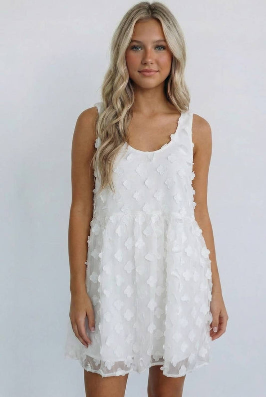 ROUND NECK FLOWER APPLIQUE BABYDOLL DRESS: IVORY