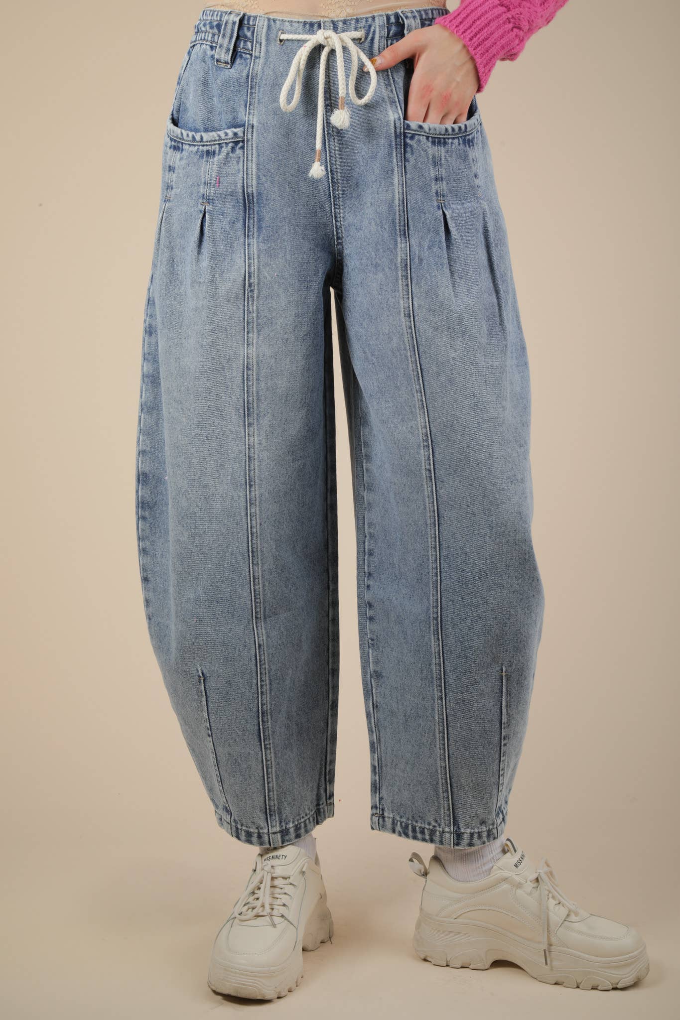 Washed Denim Barrel Leg Pants: DENIM