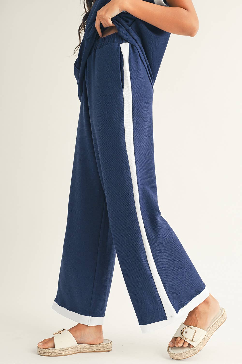 Color Block Pocketed T Shirt and Wide Leg Pants Set