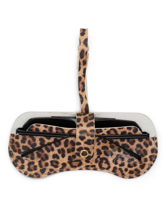 Eyewear Clutch for Sunglasses - Scratch Protection: Cheetah