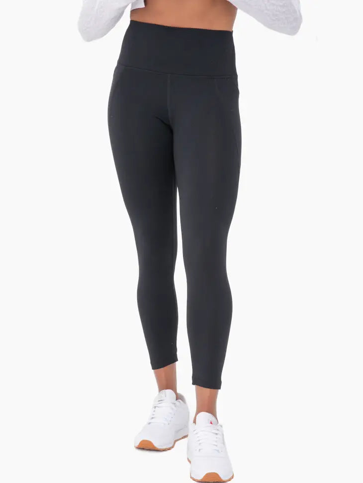 Essential Solid High-waist Capri Leggings