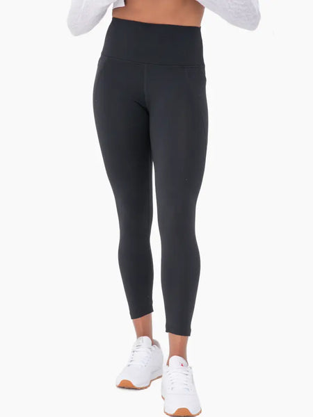 Essential Solid High-waist Capri Leggings