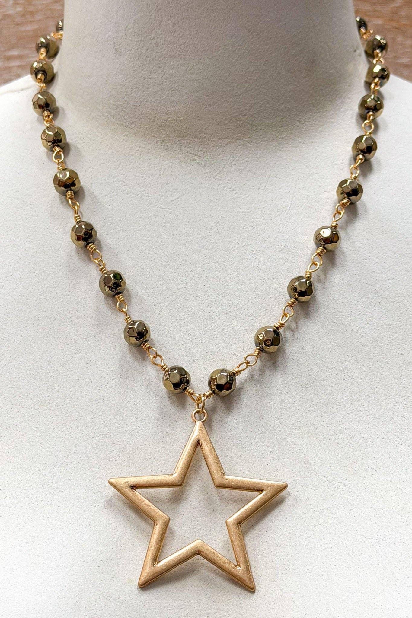 Talus Gold Necklaces: Gold Earth