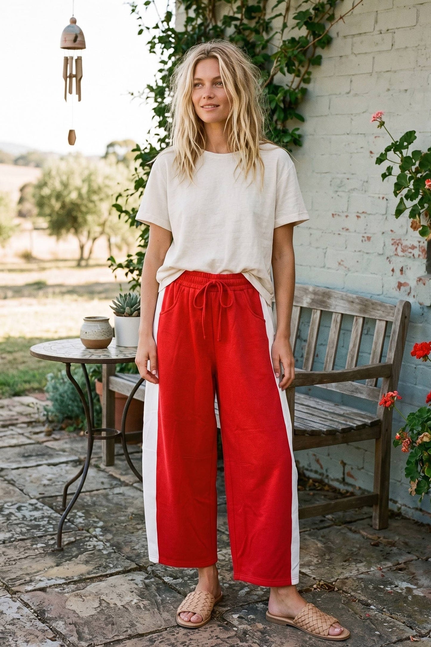 Scuba Side Panel Gameday Relaxed Pants: RED/BLACK
