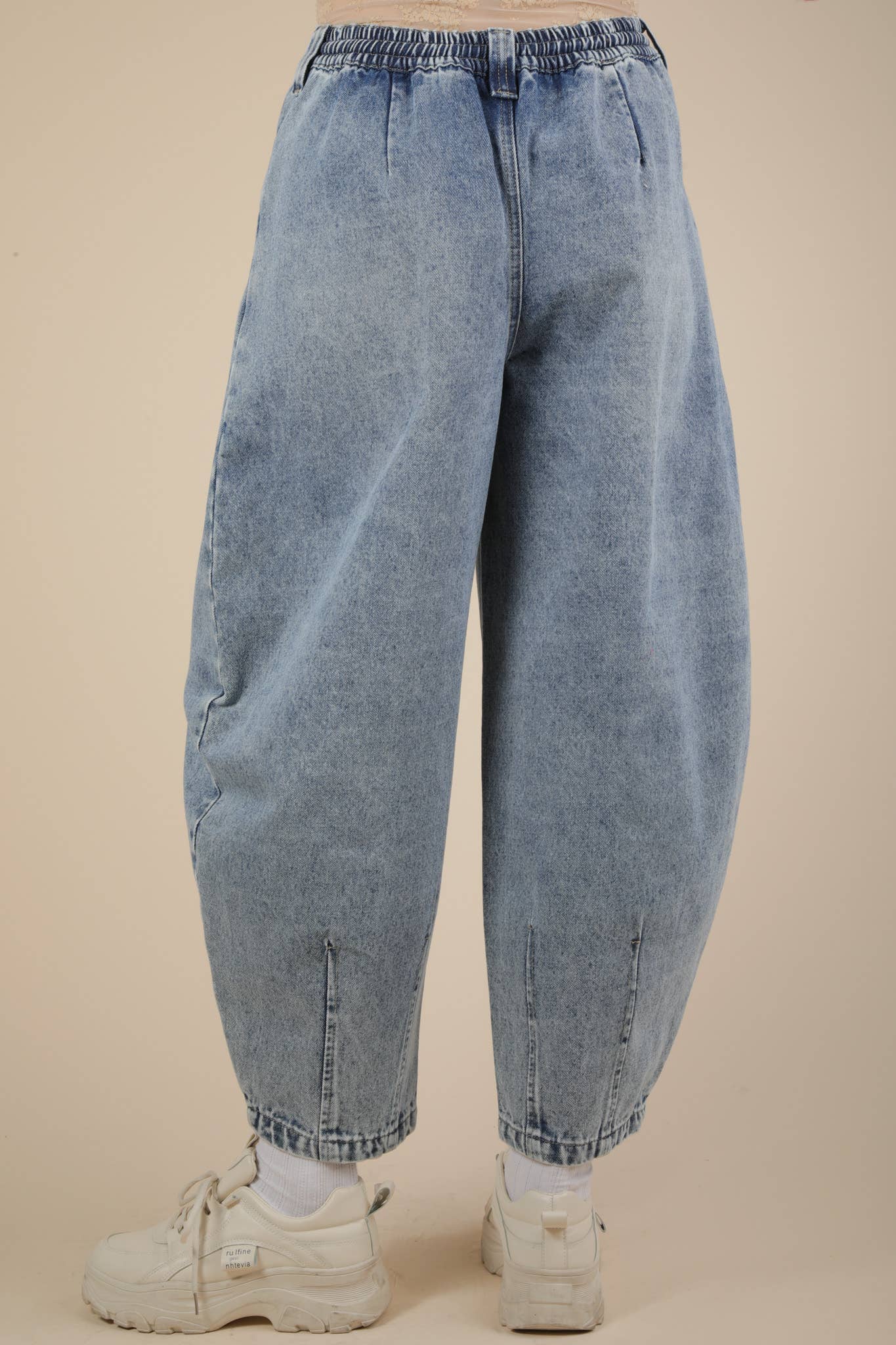 Washed Denim Barrel Leg Pants: DENIM