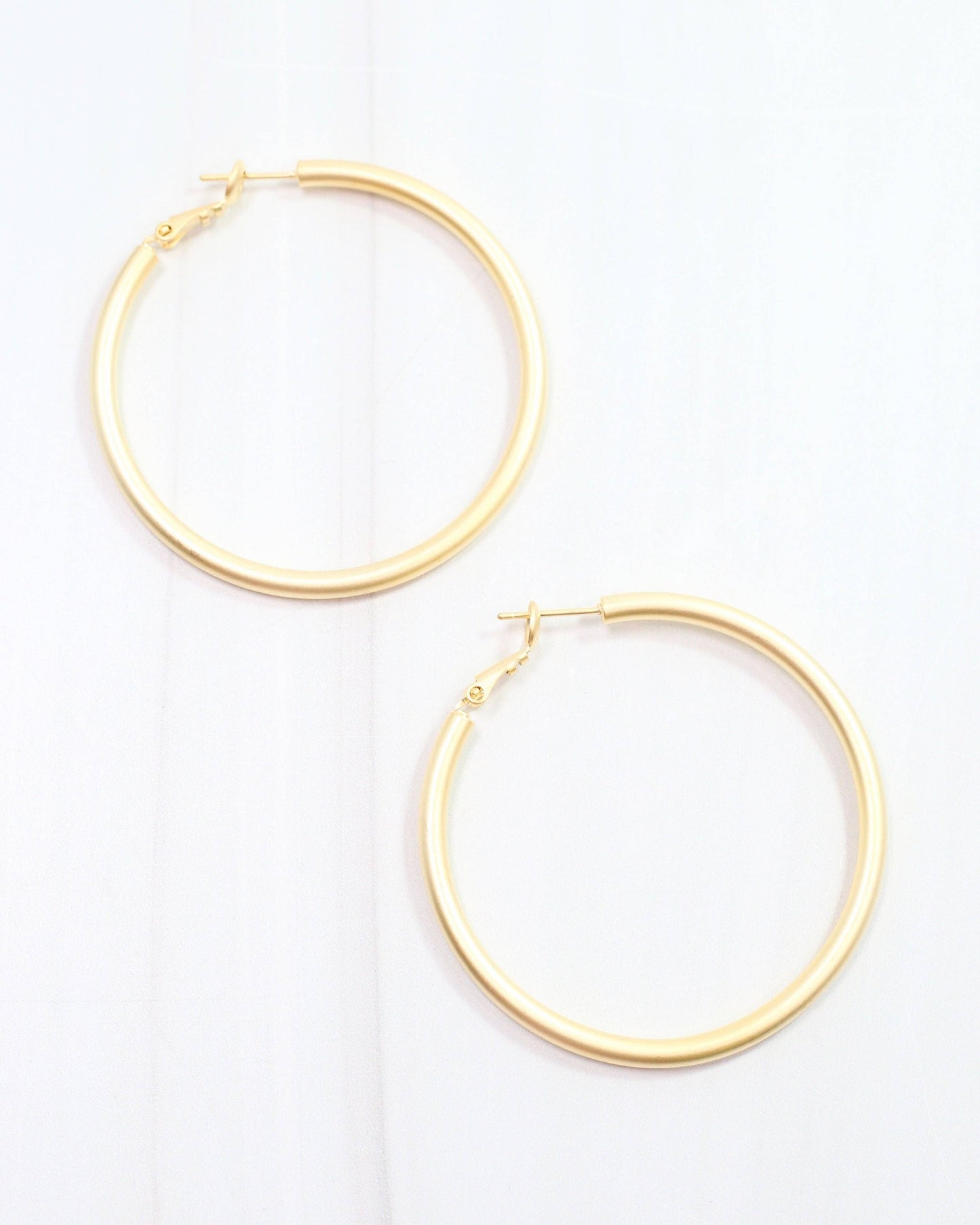 Lucille Hoop Earring Matte Gold