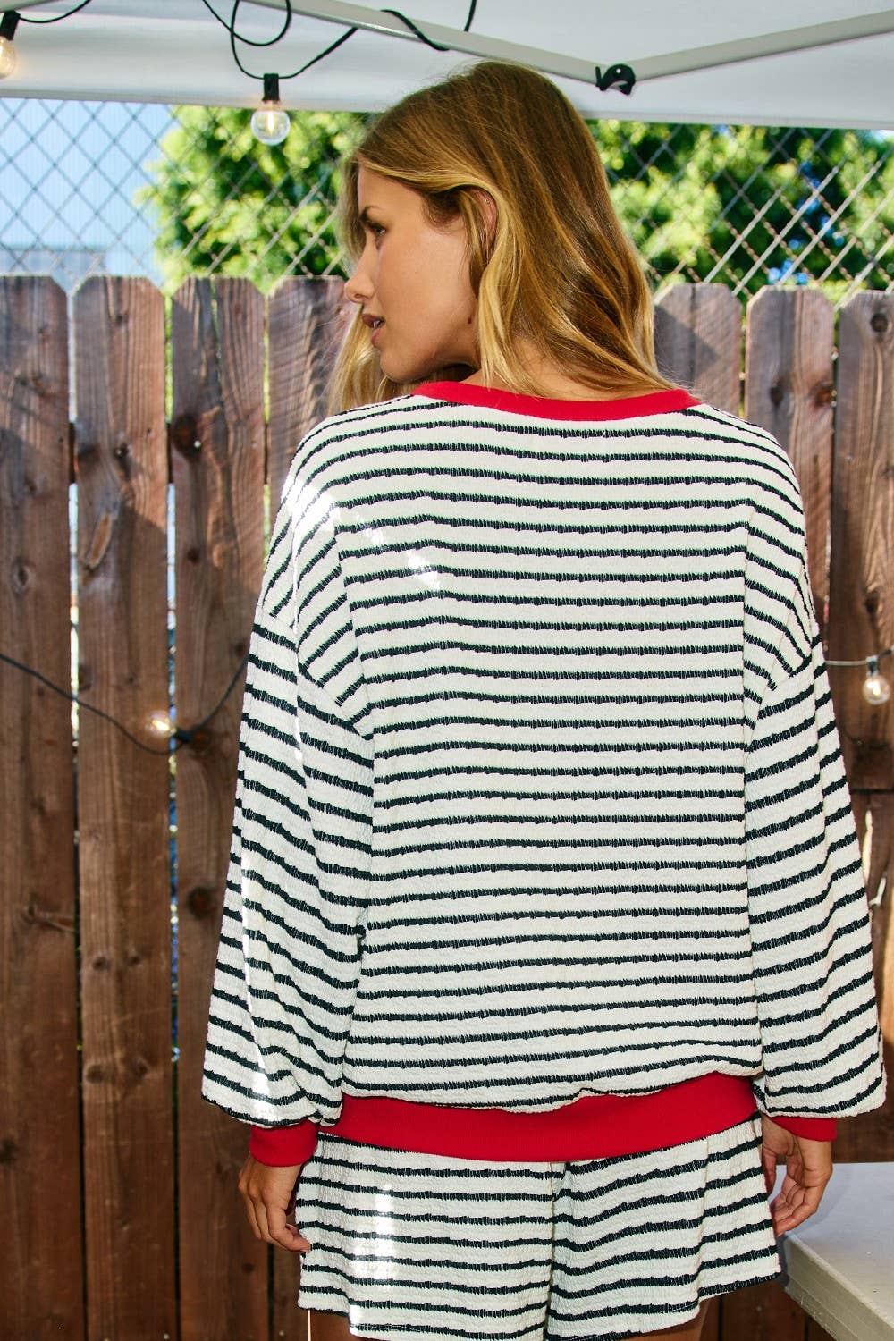Contrast Waist Stripe Knit Shorts: Black/Red