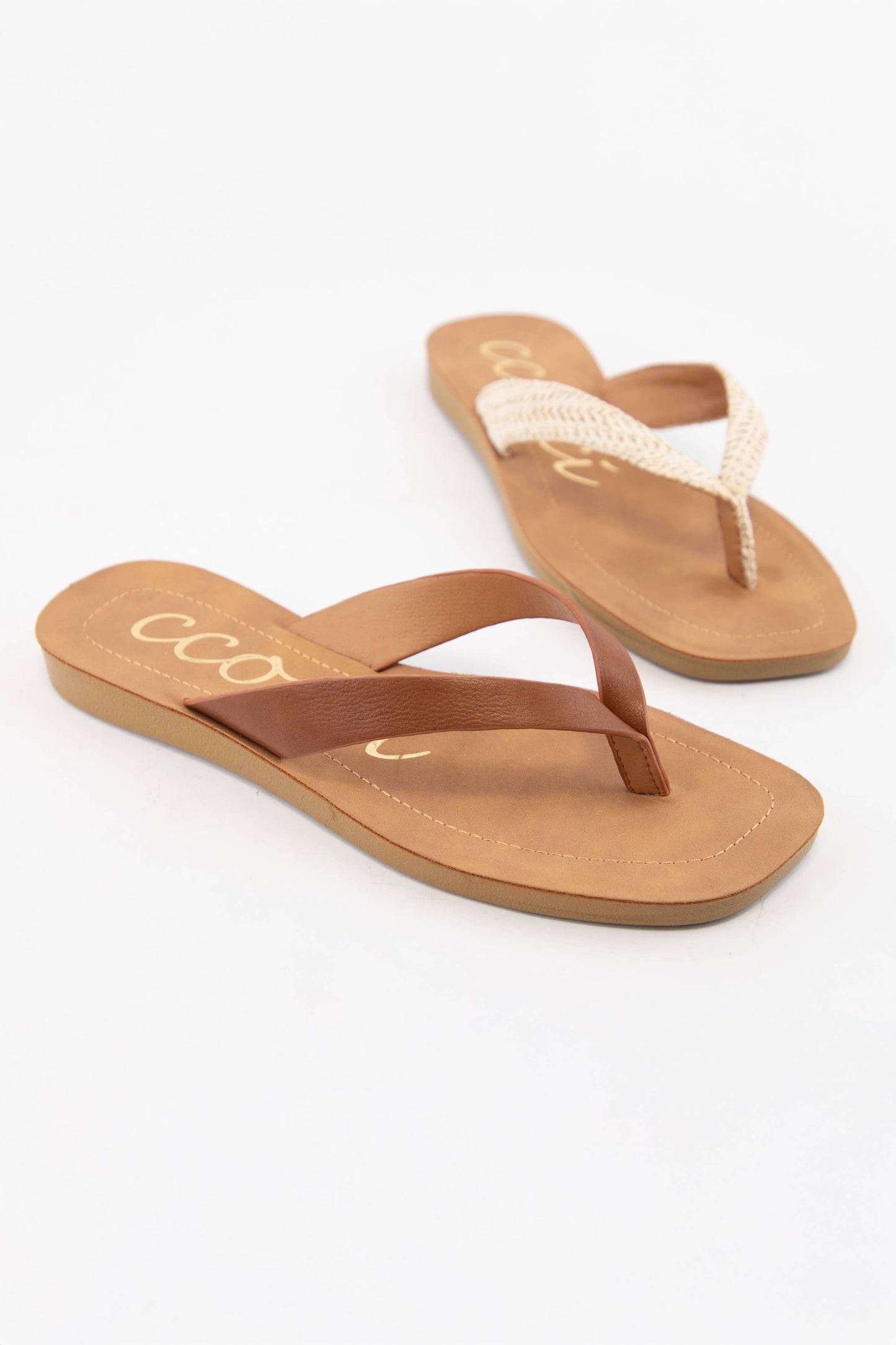 SIA MINIMAL STRAP DESIGN FLIP FLOP THONG SANDALS: CHAMPAGNE