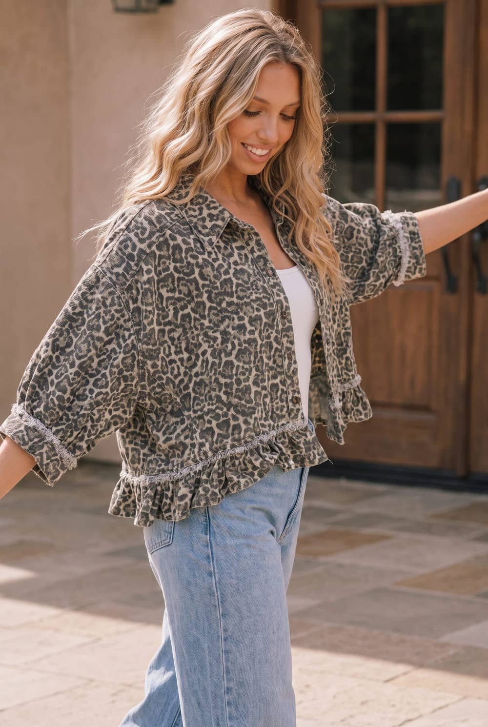 Leopard Print Frayed Ruffle Hem Shirt Jacket: LEOPARD