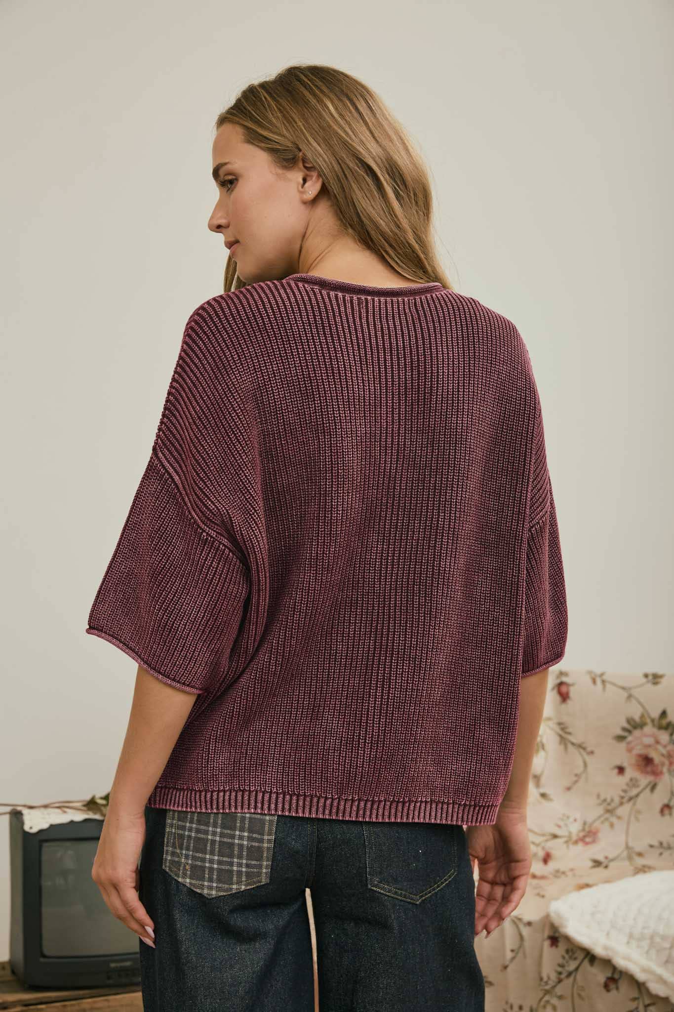 WASHED RIBBED SHORT SLEEVE ROLLED EDGE CARDIGAN: BURGUNDY