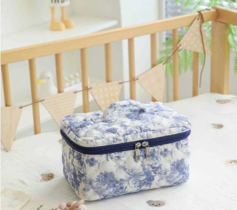 FLORAL QUILTED MAKEUP COSMETIC POUCH BAG: Blue