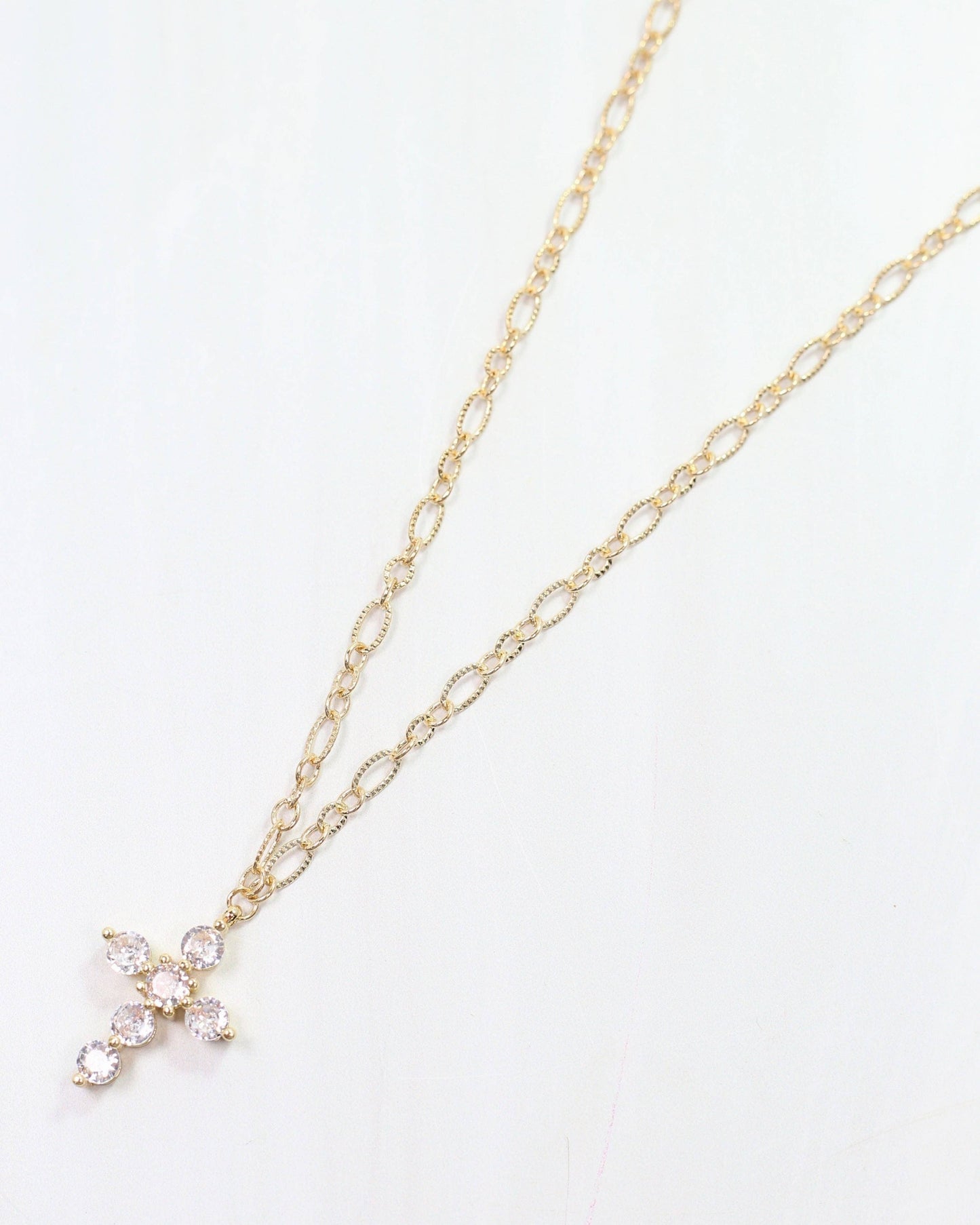 Metin Crystal Cross Necklace Gold